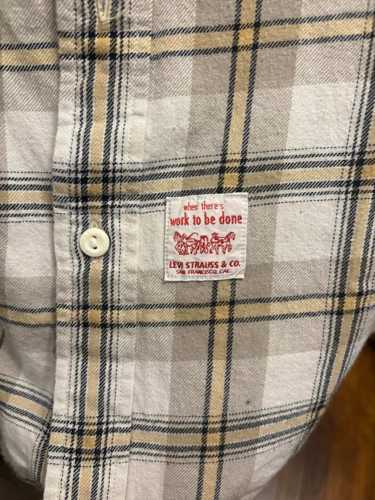 Levi's Relaxed Fit XXL Plaid Casual Shirt